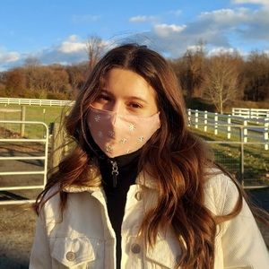 Meet your Posher, Nancy